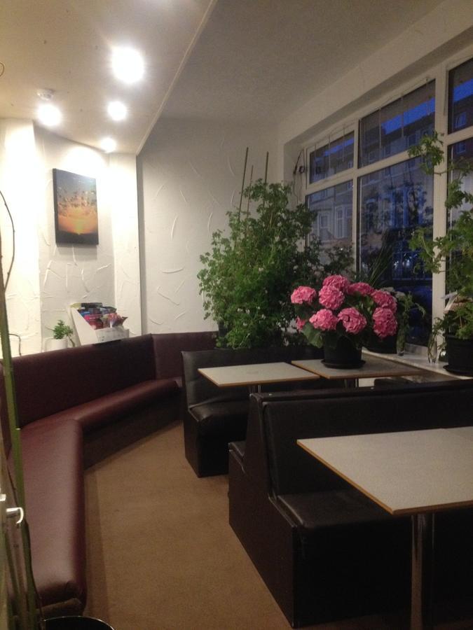 Pier View B&B For Families แบล็คพูล ภายนอก รูปภาพ